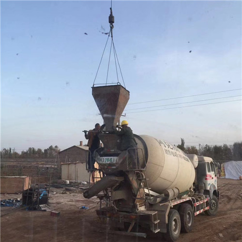 宝应县“精准瞄准”—— 吊车的 “定位导航” 技术